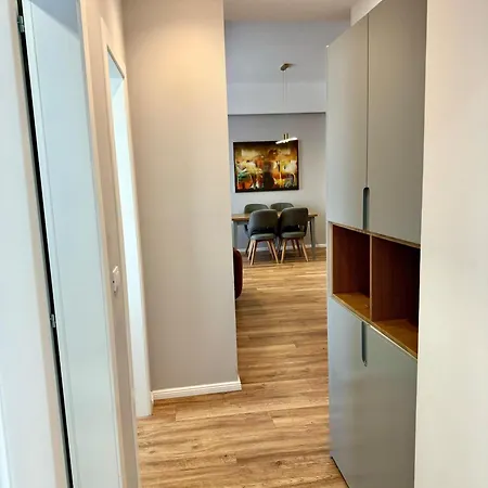 Apartament Golden *