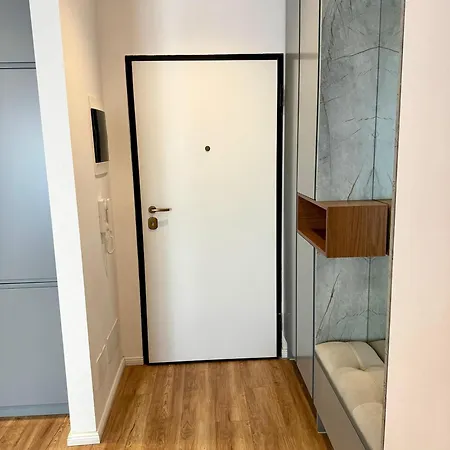 Golden Apartment